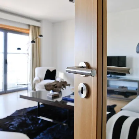 Panoramic Living-2